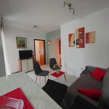 Vilma Apartment *